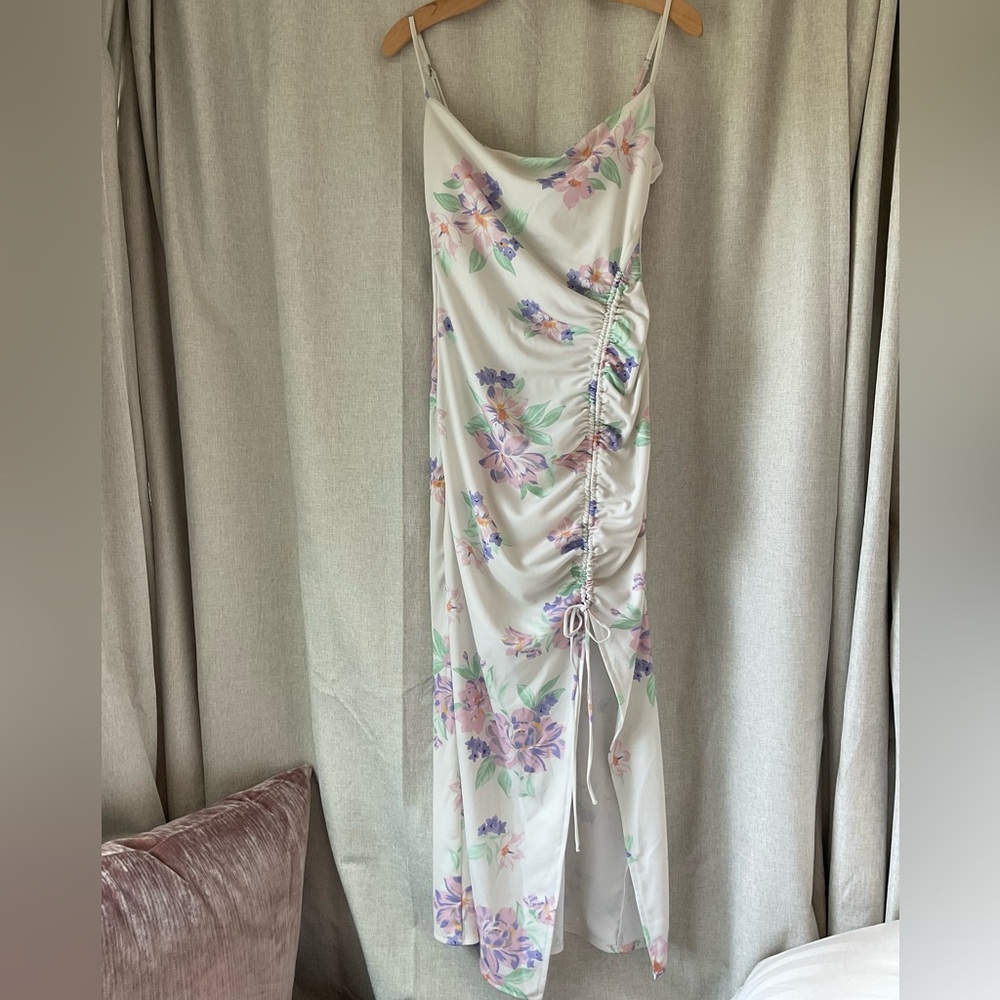 Zara Cream Floral Midi Dress - Picture 3 of 5